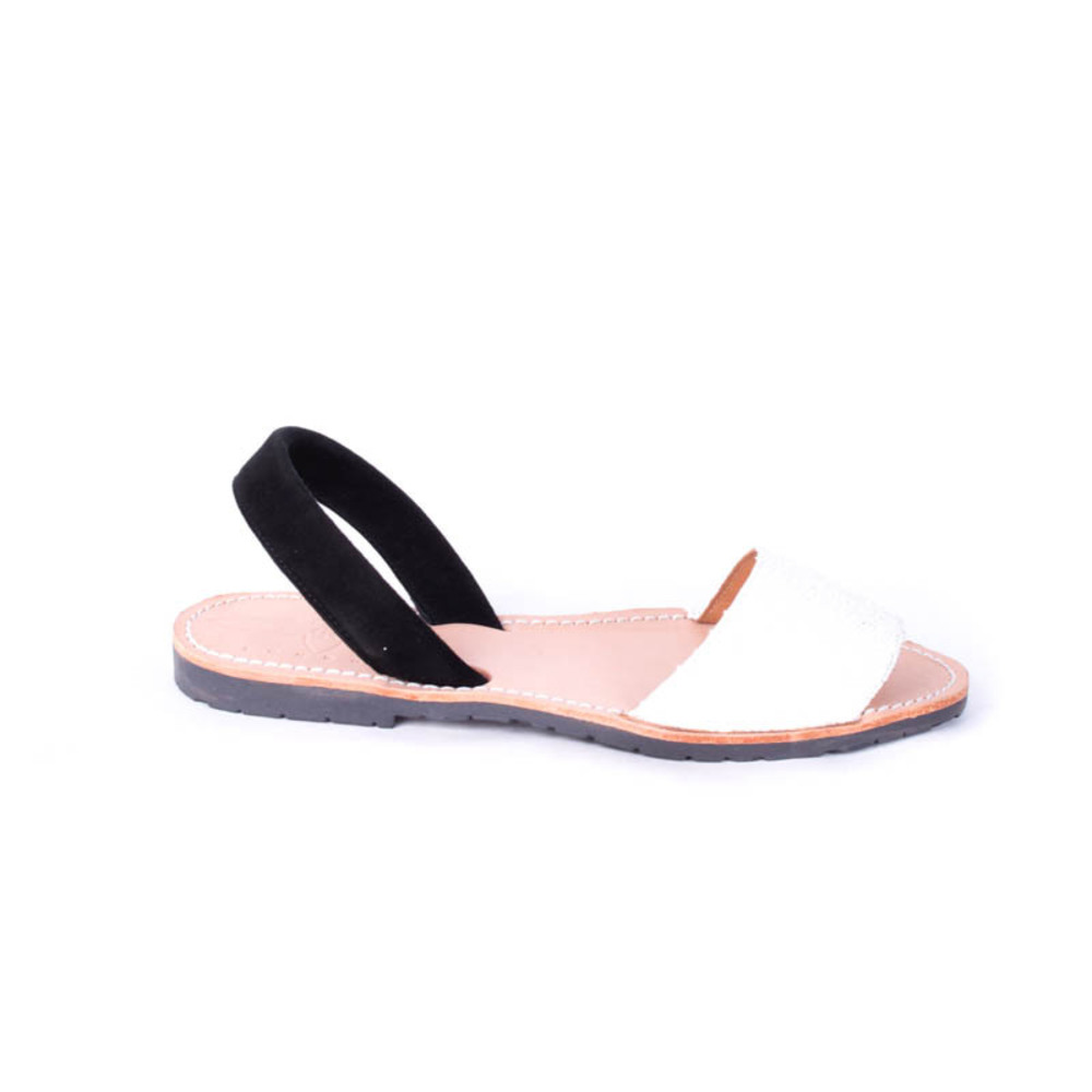 CAPRITOUCH WHITE SHOES | WOMENS SIZE 38